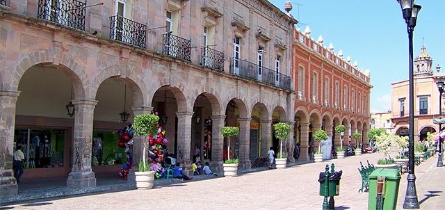 Llanteras en Celaya